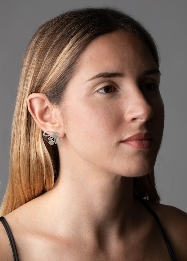 Regina Apis Earrings (S)|Small - Image 4