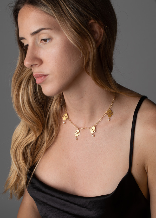 Regina Apis Pendant - Image 4